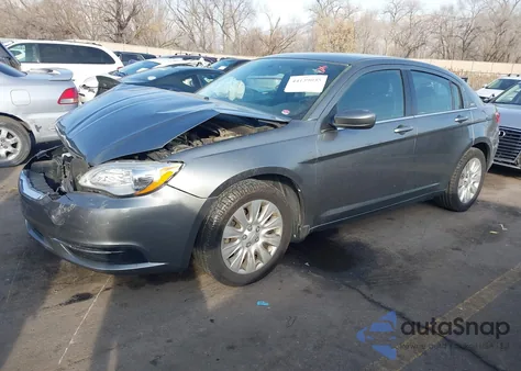 2013 Chrysler 200 Lx из США, поврежденный, VIN 1C3CCBAB8DN647341